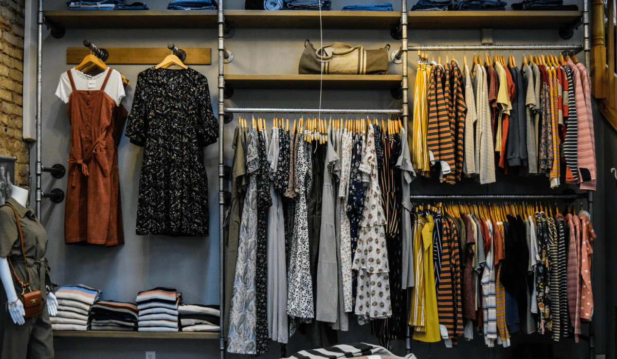 Lee más sobre el artículo How to Transition Your Wardrobe from Season to Season